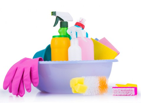 Weekly cleaning tasks in a modern W8 apartment