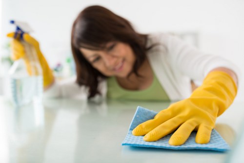 Deep cleaning service for a W8 apartment kitchen and bathroom